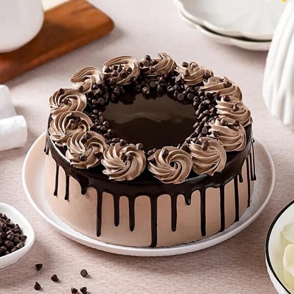 DB Cream Drop Chocolate Cake